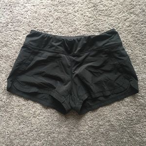 Athleta Pulse shorts - size small